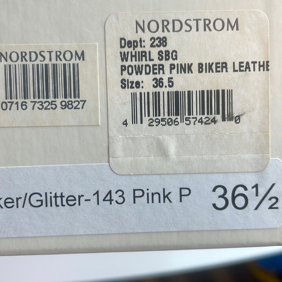 Jimmy Choo Leather Ballet Soft Biker Pink Ballet Flats Gold Cap Accents Sz 6.5 - Picture 6 of 13